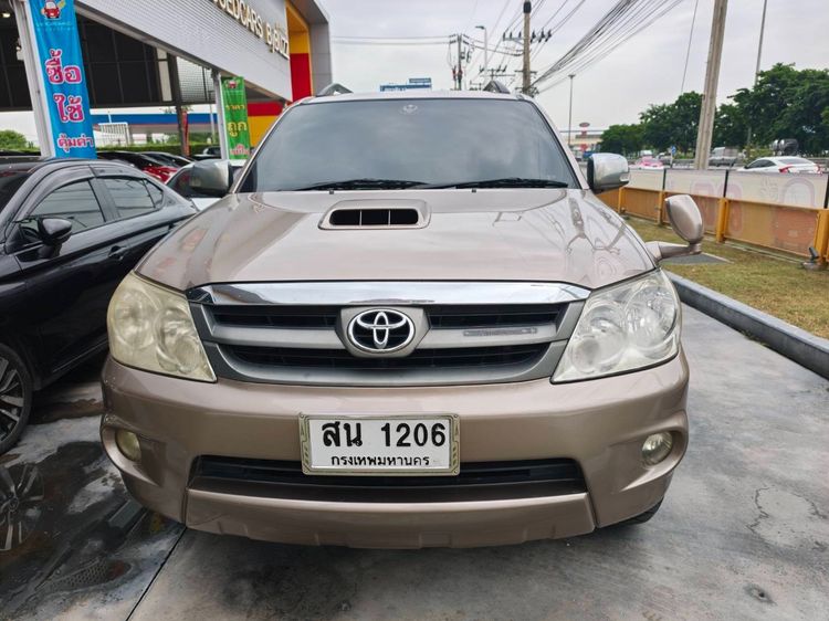 Toyota Fortuner 2006 3.0 V 4WD Utility-car ดีเซล ไม่ติดแก๊ส เกียร์อัตโนมัติ บรอนซ์ทอง รูปที่ 3