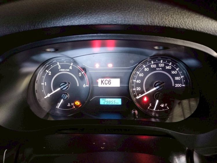 Toyota Hilux Revo 2020 2.8 ENTRY STANDARD CAB Pickup ดีเซล ไม่ติดแก๊ส เกียร์ธรรมดา ขาว รูปที่ 4