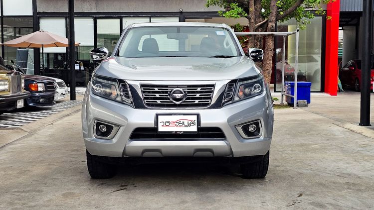Nissan NP300-NAVARA 2020 2.5 Calibre EL Pickup ดีเซล เกียร์ธรรมดา เทา รูปที่ 2