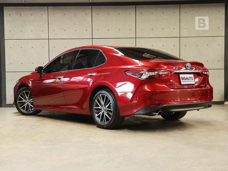 Toyota Camry 2022 2.5 Hybrid Premium Luxury Sedan ไฮบริด เกียร์อัตโนมัติ แดง รูปที่ 4