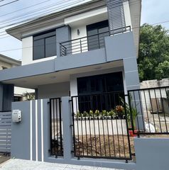 ขายถูกมาก หมู่บ้านปริญสิริ ทำเลดีมาก ติดถนนใหญ่กาญจนาฯ ติดแมคโครบางบอน ปรับปรุงตกแต่งทาสีใหม่เอี่ยมบางบอน