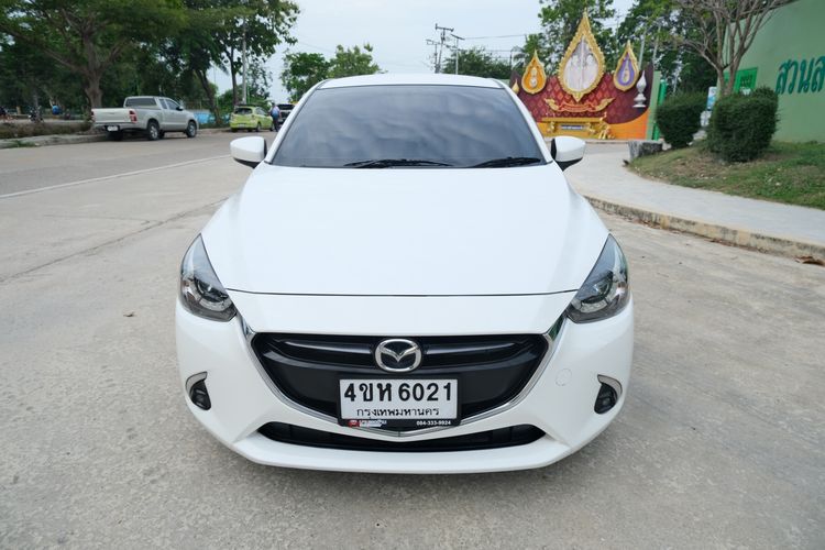 Mazda Mazda 2 2017 1.3 High Plus Sedan เบนซิน ไม่ติดแก๊ส เกียร์อัตโนมัติ ขาว รูปที่ 2