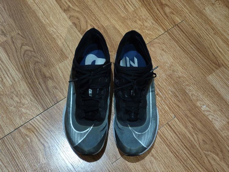 รองเท้าวิ่ง Nike Zoom Fly 3 (ไซส์ 9.5 US / 27.5 CM) สภาพดี โฟมแน่น แผ่นคาร์บอนยังเด้ง รูปที่ 4