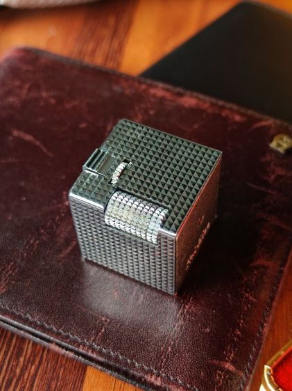 ไฟแช็ค🔥Vintage 1970s IPPAG Dice Gas Lighter - Japanese Chrome Diamond Cut Cube Pocket Lighter with Original Box รูปที่ 5