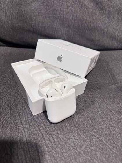 Apple AirPods 2