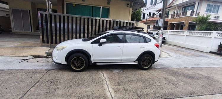 Subaru XV 2015 2.0 XV 4WD Sedan เบนซิน เกียร์อัตโนมัติ ขาว รูปที่ 2