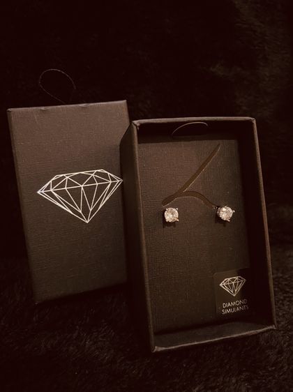 ต่างหูเพชร CZ มาพร้อมกล่อง แบรนด์ LOVISA จากออสเตรเลีย ส่งฟรี รูปที่ 3