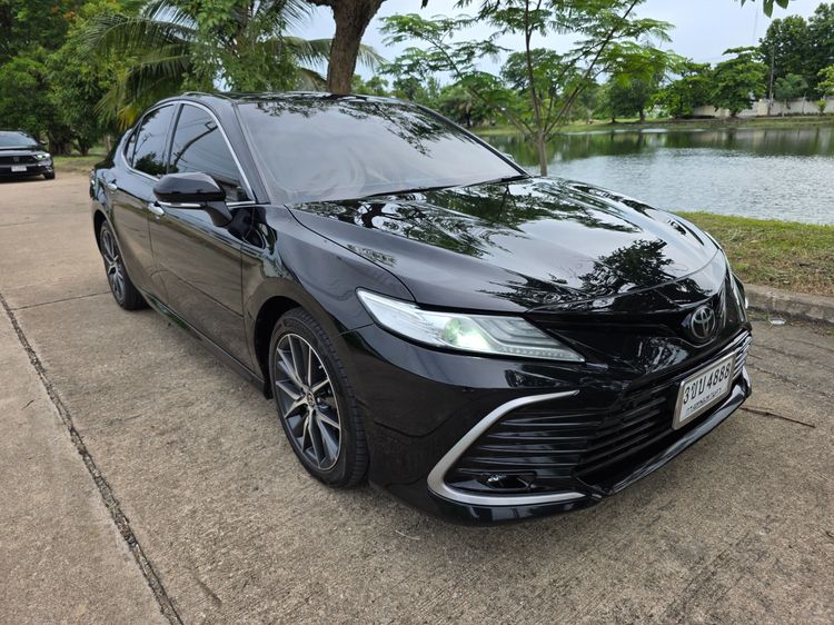 รถ Toyota Camry 2.5 Premium สี ดำ