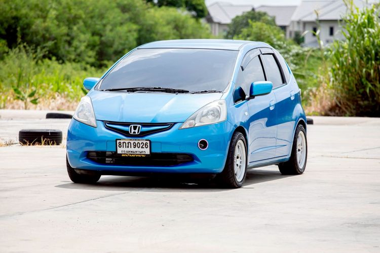 รถ Honda Jazz 1.5 S i-VTEC สี ฟ้า