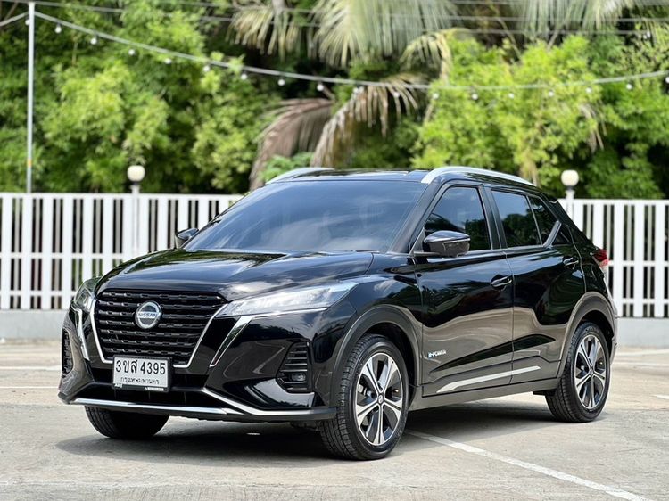 Nissan Kicks 2023 1.2 V Sedan เบนซิน ไม่ติดแก๊ส เกียร์อัตโนมัติ ดำ รูปที่ 2