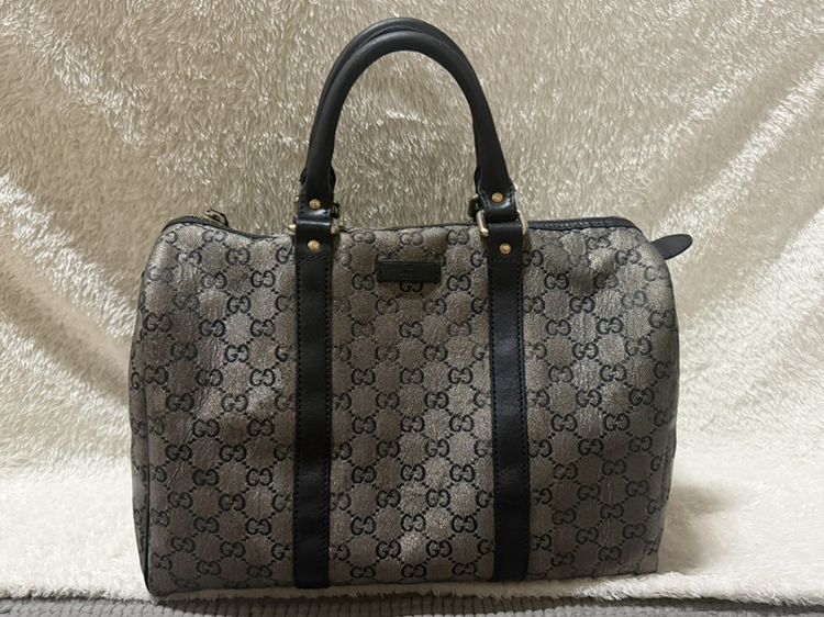 Gucci หมอน ไซร์30 ของแท้ค่ะ ของใช้ส่วนตัวเราเองค่ะ
