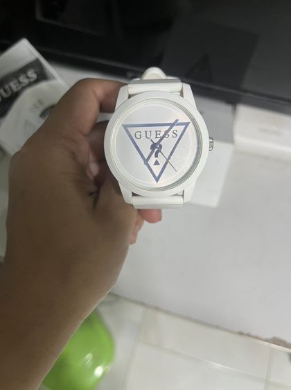 Guess ขาว นาฬิกาผู้หญิง