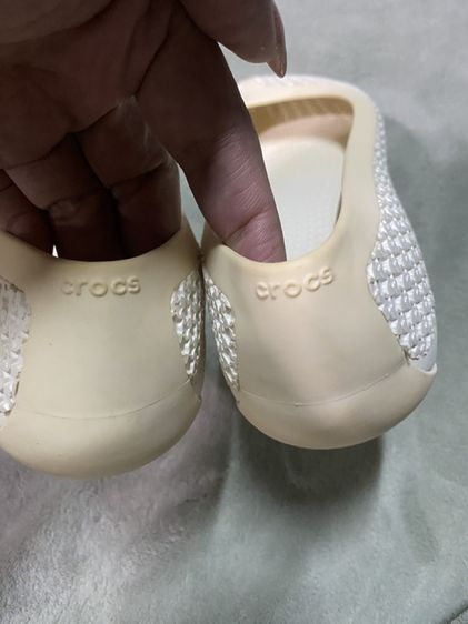Crocs(คัชชู) รุ่น Isabella Jelly Flat ไซด์ W9 (ของแท้💯) รูปที่ 4