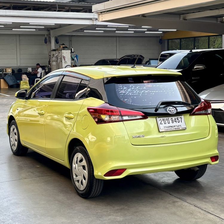 Toyota Yaris 2020 1.2 Entry Sedan เบนซิน ไม่ติดแก๊ส เกียร์อัตโนมัติ เขียว รูปที่ 3