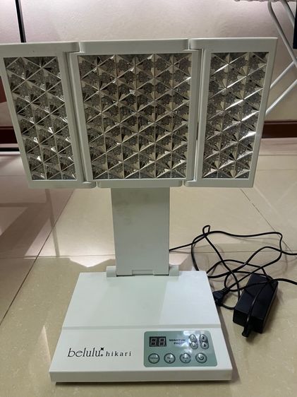 เครื่องฉายแสง LED บำบัดผิวหน้า Belulu Hikari Quantum Photon 
