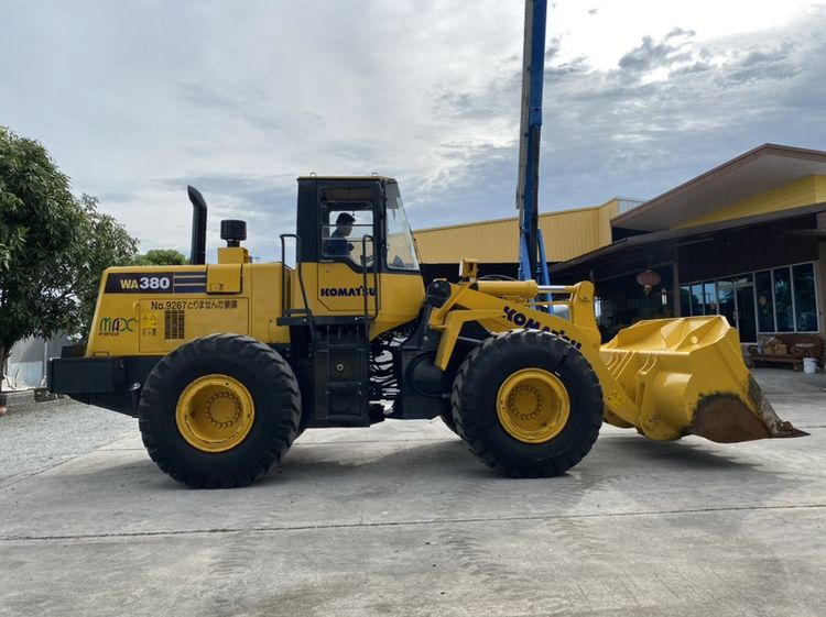 รถตักล้อยาง KOMATSU รุ่น  WA380-3 บุ้งกี๋ 3 คิว ยกสูง 3.9 ม. รถเก่านอกนำเข้า รูปที่ 6