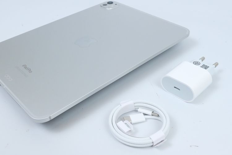 iPad Pro 11" M4 2TB Wi-Fi + Cellular  รูปที่ 16