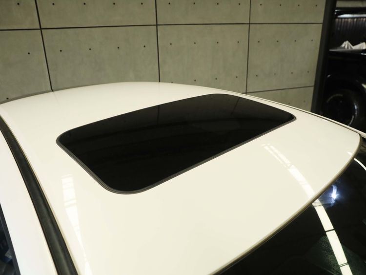 Mazda CX-30 2023 2.0 SP Utility-car เบนซิน ไม่ติดแก๊ส เกียร์อัตโนมัติ ขาว รูปที่ 3