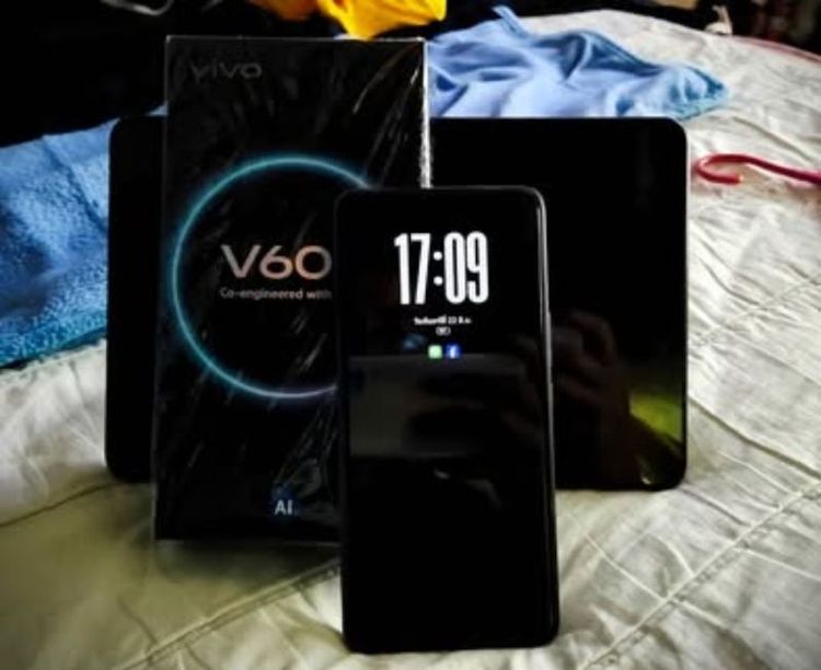 VIVO V60 5G (RAM 12/256GB) สี Mist Gray สภาพนางฟ้า อุปกรณ์ครบพร้อมกล่อง แถมหูฟังบลูทูธ รูปที่ 3
