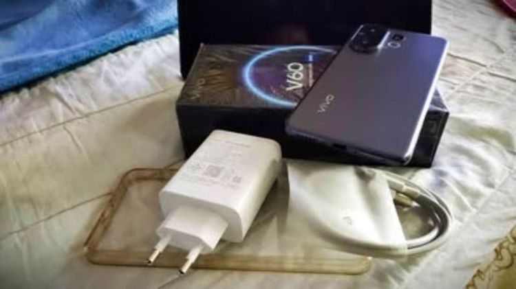 VIVO V60 5G (RAM 12/256GB) สี Mist Gray สภาพนางฟ้า อุปกรณ์ครบพร้อมกล่อง แถมหูฟังบลูทูธ รูปที่ 6