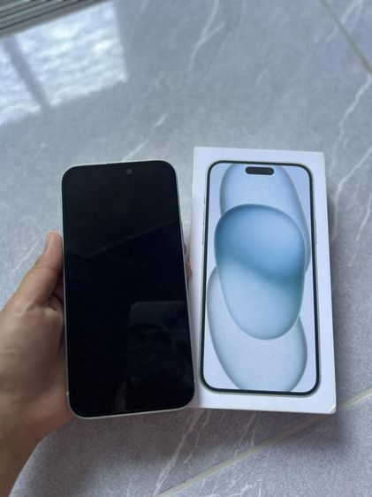 iPhone 15 pass