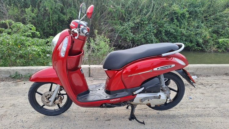 Scoopy i รถบ้านสภาพสวย