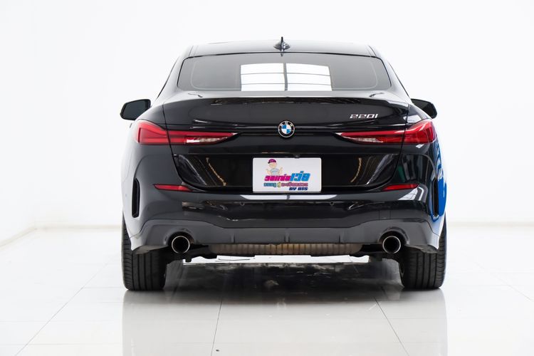 BMW Series 2 2021 220i Sedan เบนซิน ไม่ติดแก๊ส เกียร์อัตโนมัติ ดำ รูปที่ 2