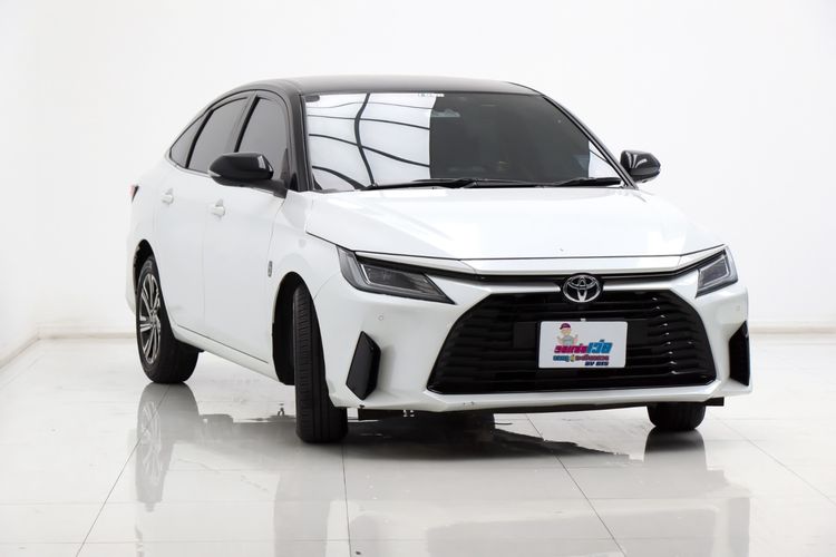 Toyota Yaris ATIV 2022 1.2 Premium Luxury Sedan เบนซิน ไม่ติดแก๊ส เกียร์อัตโนมัติ ขาว รูปที่ 4