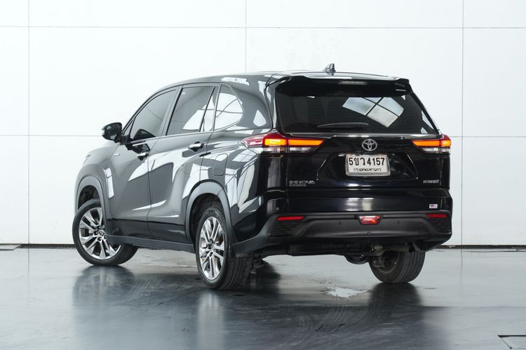 Toyota Innova 2024 2.0 Zenix HEV Premium Utility-car เบนซิน ไม่ติดแก๊ส เกียร์อัตโนมัติ ดำ รูปที่ 4