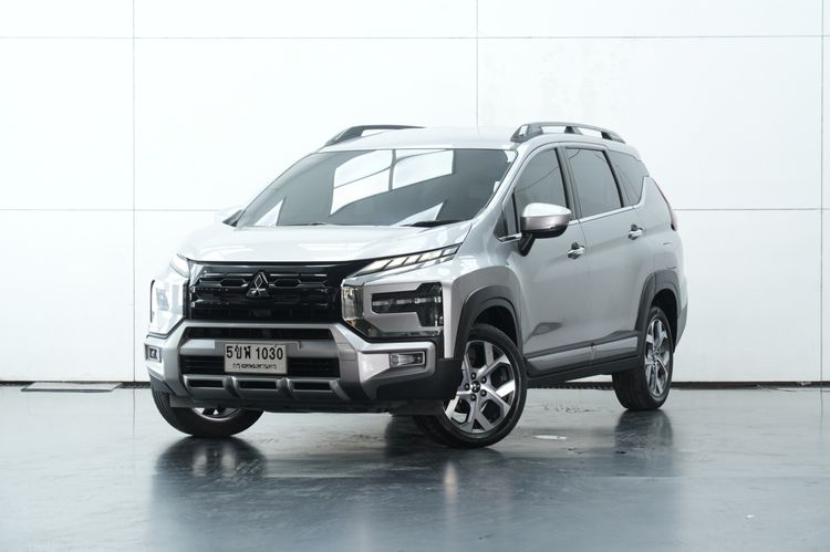 รถ Mitsubishi Xpander 1.5 Cross สี เทา
