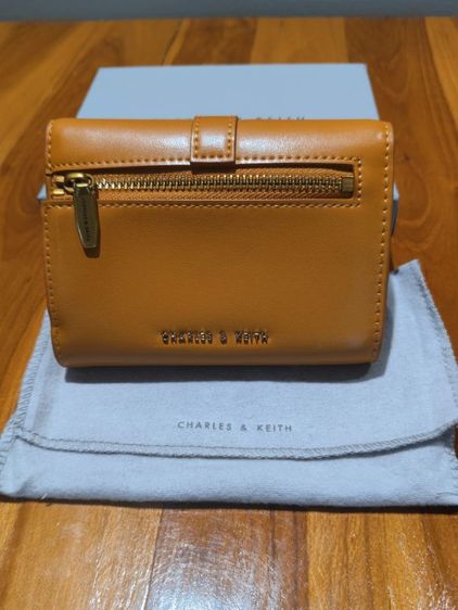 กระเป๋าสตางค์CHARLES&KEITH รูปที่ 2