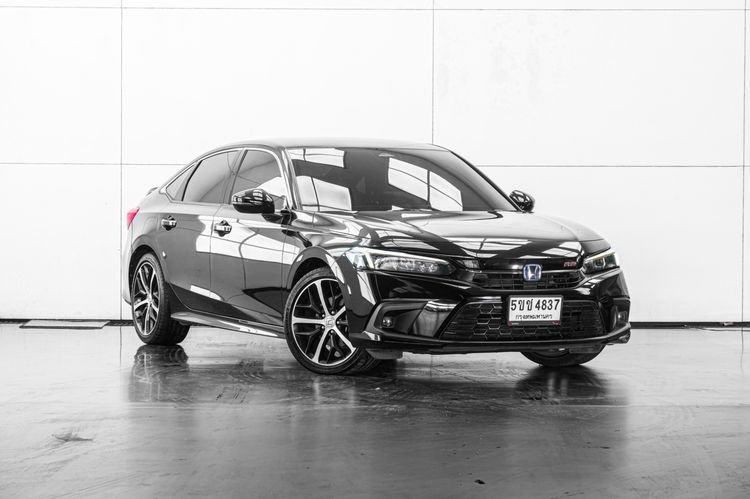 Honda Civic 2023 2.0 eHEV RS Sedan ไฮบริด ไม่ติดแก๊ส เกียร์อัตโนมัติ ดำ รูปที่ 2