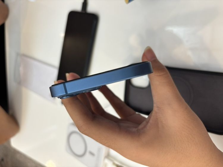 iPhone 13 สีฟ้า แบต 76% ปกติทุกอย่าง รูปที่ 5
