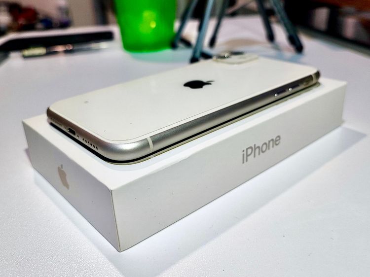 ขาย iPhone 11 64GB สีขาวสภาพนางฟ้า เครื่องไทย แฟนใช้เองมือเดียว ของครบกล่อง รูปที่ 3