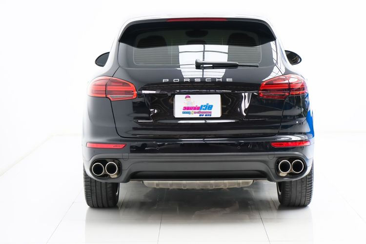 Porsche Cayenne 2014 3.0 S E-Hybrid 4WD Sedan ปลั๊กอินไฮบริด (PHEV) ไม่ติดแก๊ส เกียร์อัตโนมัติ ดำ รูปที่ 2