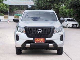 NISSAN NAVARA NP300 KINGCAB 2.5 SL 2023 ไมล์ 10,xxx กม. สีเดิม มือเดียว