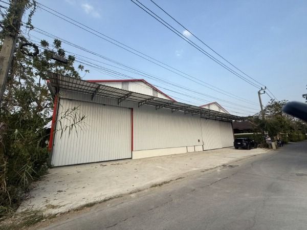 โกดังโรงงาน ให้เช่า พร้อมออฟฟิศ สร้างใหม่ ย่านกรุงเทพกรีฑา ขนาด 650 1,300 ตรม. พิกัดถนนกรุงเทพกรีฑา