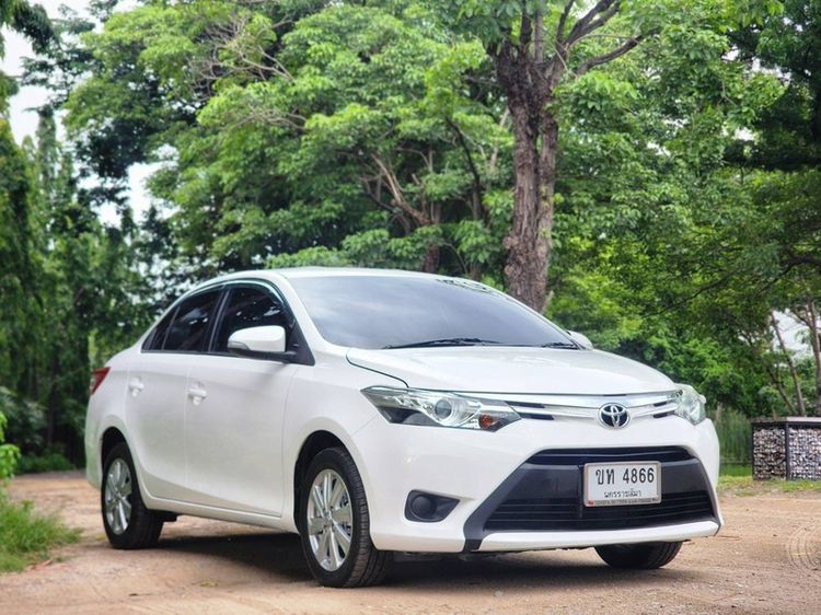 Toyota Vios 2015 1.5 G Sedan เบนซิน ไม่ติดแก๊ส เกียร์อัตโนมัติ ขาว