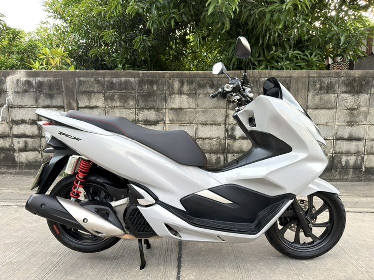 ขาย HONDA PCX 150cc ปี2018 สภาพสวยมากเดิมๆ รถมือเดียว ใช้งานน้อย