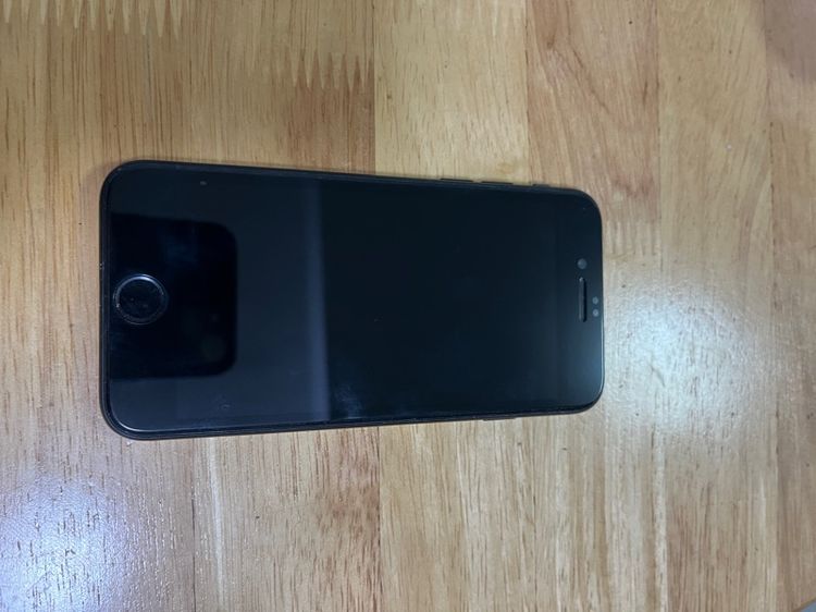 i phone SE  รูปที่ 2