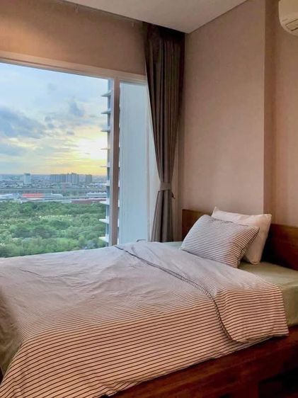 ให้เช่าคอนโด The Saint Residences ห้าแยกลาดพร้าว ชั้น 29 วิวสวน ห้องรีโนเวทใหม่ ใกล้ MRT พหลโยธิน