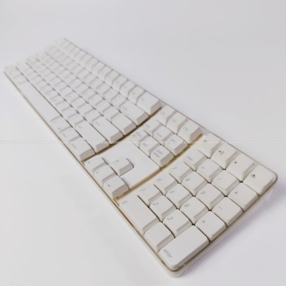 Vintage Apple Wireless Keyboard 2003 Model A1016 คีย์บอร์ดบลูทูธใสรุ่นแรกของแอปเปิ้ล ครบกล่องดั้งเดิม (ใช้งานไม่ได้ - ตั้งโชว์สวย) หายาก รูปที่ 4