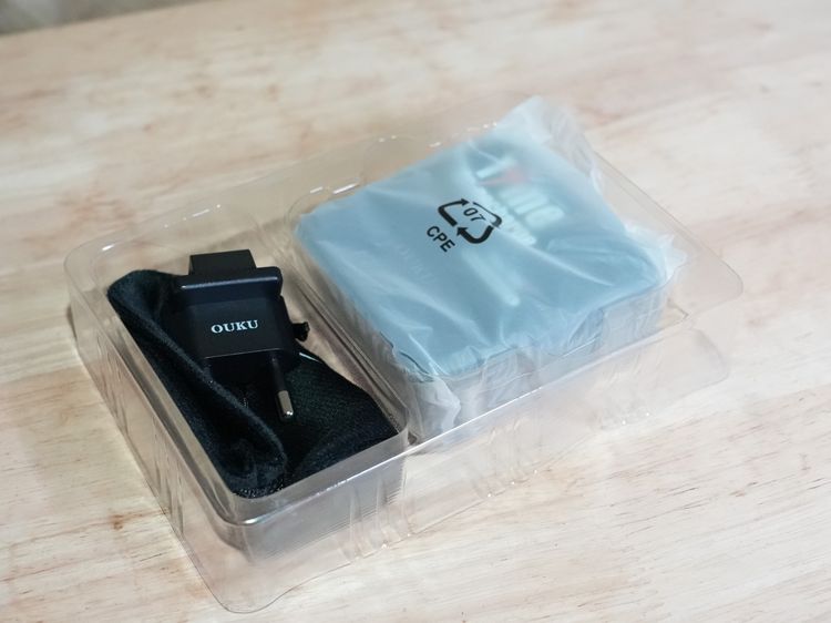 ขายต่อ OUKU P51 พาวเวอร์แบงค์  15000mAh พร้อมขาชาร์จแบตพร้อมสายในตัว รูปที่ 3