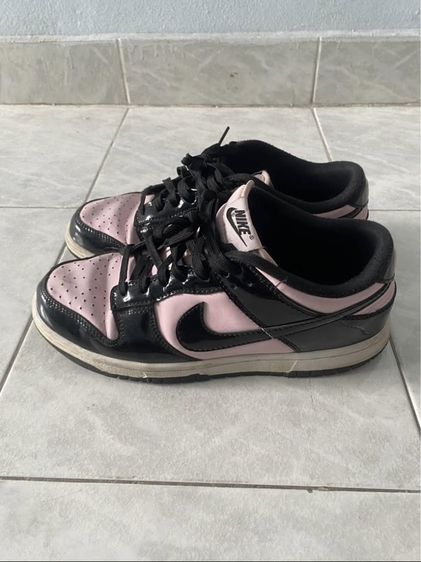 รองเท้าผ้าใบ UK 8 | EU 42 | US 8.5 ดำ Nike Dunk Low Black Pink