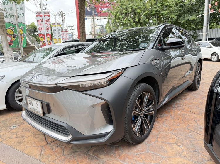 Toyota bZ4X-EV 2024 AWD Utility-car ไฟฟ้า เกียร์อัตโนมัติ เทา