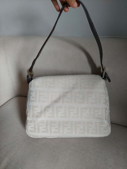 กระเป๋าสะพายไหล่ Fendi วินเทจ รูปที่ 2