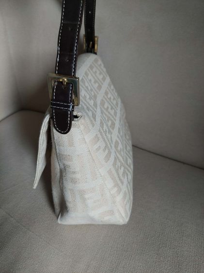 กระเป๋าสะพายไหล่ Fendi วินเทจ รูปที่ 3