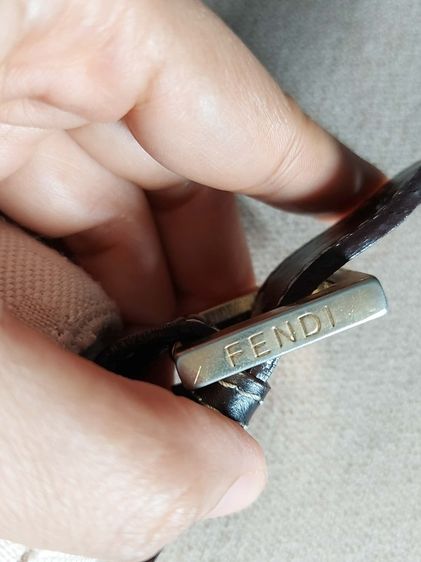 กระเป๋าสะพายไหล่ Fendi วินเทจ รูปที่ 12