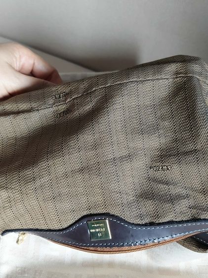 กระเป๋าสะพายไหล่ Fendi วินเทจ รูปที่ 14
