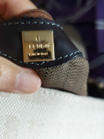 กระเป๋าสะพายไหล่ Fendi วินเทจ รูปที่ 11